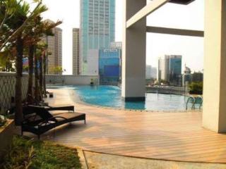 Strategic Cozy Hang Out Apartment, GP Plaza - 9
