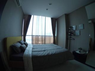 Strategic Cozy Hang Out Apartment, GP Plaza - 2