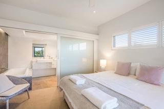 Fuller Holidays- Lot 7 - Byron Penthouse Apartment with Pool - Byron Bay - 3