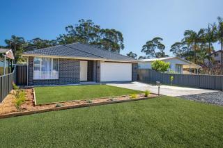 Callala Sunrise Pet Friendly 5 Mins Walk to Beach - Callala Beach - 0