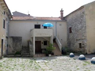 Apartments with a parking space Pomer, Medulin - 7035 - 0