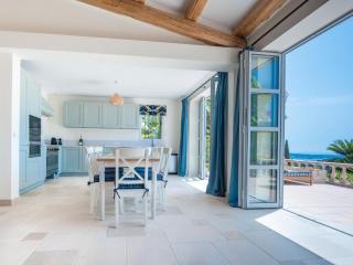 Villa near Cannes with pool and views - Vallauris - 8