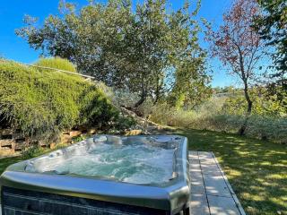 Pleasant holiday home with whirlpool - Serrungarina - 4