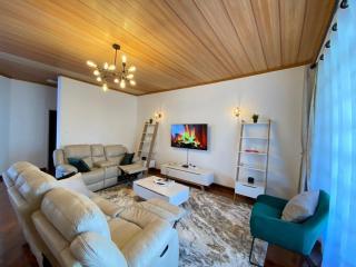 Lavingtons Stylish Retreat-Near Malls, Restaurants and hotels - Nairobi - 0