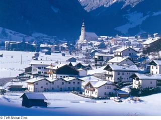 Apartment in Stubai with balcony and ski room - 0