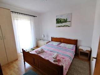 Apartman Čanaki Splitska - Splitska - 1