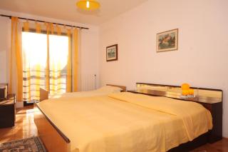 Apartments with a parking space Valbandon, Fazana - 7259 - 1