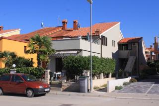 Apartments with a parking space Fazana - 7205 - Fažana - 0