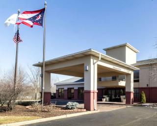 Quality Inn & Suites Oakwood Village - Cleveland South - Oakwood - 0