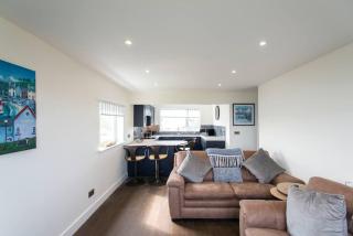 10 Boskenza Court - Carbis Bay - 2