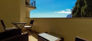 Luxury Sea View Apartment - Funchal - 4