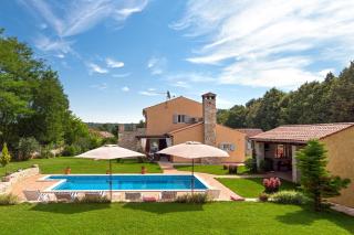 Luxury villa with a swimming pool Prodol, Marcana - 7359 - 9