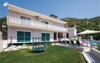 Two-Bedroom Holiday Home In Ploce - 9