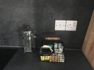 Lovely 3 bed ground floor flat with free parking - 3