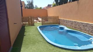 Casa Pitaya, acogedora, con piscina, fibra óptica - La Oliva - 0