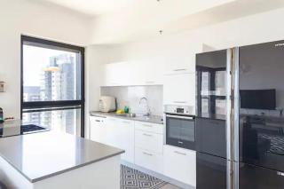 Oַ&O Group- Luxury Apt Tower Best Sea View Bat Yam - Bat Yam - 1