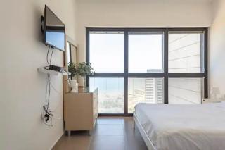 Oַ&O Group- Luxury Apt Tower Best Sea View Bat Yam - Bat Yam - 8