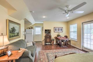 Studio in College Station with Expansive Deck! - College Station - 3