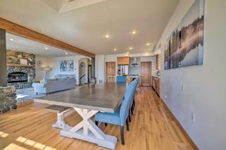 Spacious Lake Stevens Home with Fire Pit, Patio - 3