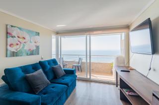 Neptuno Apartment 2BR W/Sea View & Parking - 9