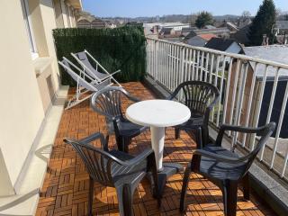 Appartement chaleureux , cosy, bien équipé et bien placé - Sedan - 8