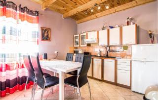 2 Bedroom Amazing Home In Lubiatowo - Lubiatowo - 4