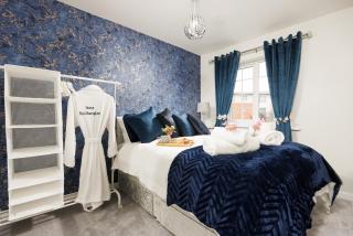 Home From Home Northampton - 9