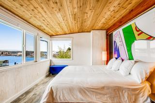 Point Perfect - Port Madison - 1