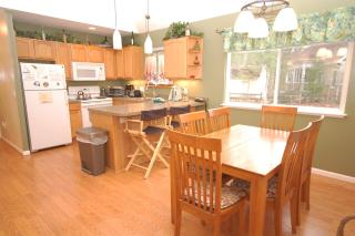 Uncle Warren's Retreat - Glen Arbor - 2