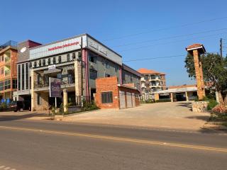 Tenda Suites and Restaurant - Entebbe - 2