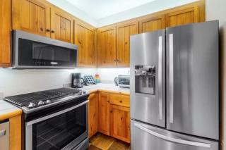 4 Bedroom Townhome In East Keystone Along Shuttle Route To River Run Village - 5