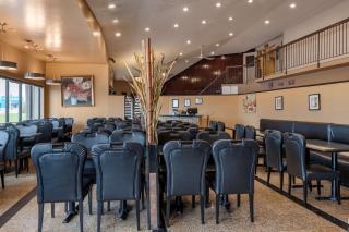 Best Western Marquis Inn & Suites - 3