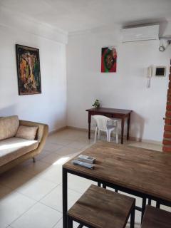 Departamento con buena ubicación - 7