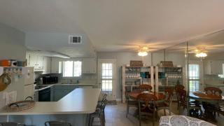 Sunny Daze, Desirable Kid Friendly Resort, 3 minute walk to the Beach, Resort Beachside Pool & Restaurant - Panama City Beach - 2
