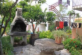 Apartments by the sea Jelsa, Hvar - 8783 - 4