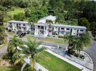 Dukes Plantation Retro Motel - Tyndale - 0