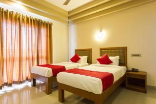 Hotel Garden Inn Kochi - 1