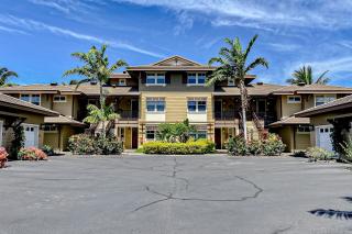 Hali'i Kai 8E - 1