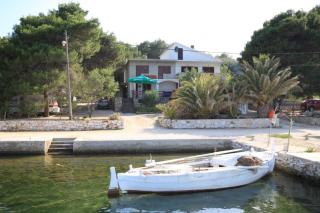 Apartments by the sea Veli Rat, Dugi otok - 8129 - 0