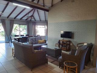 Oppi C & ByDi C - Ballito - 1