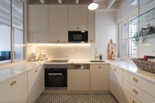 Mouzinho Luxury 3BR Flat l 5 min Walk to Ribeira by Lovelystay - Porto - 4