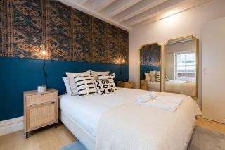 Mouzinho Luxury 3BR Flat l 5 min Walk to Ribeira by Lovelystay - 1