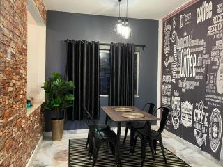The Berlian Guesthouse - Two beedroom Apartment with Pool View - Port Dickson - 1