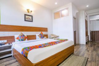 FabHotel Aravali Suites - Gurgaon - 2