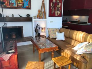 Loft acogedor con terraza y parking en el centro - Huesca - 4