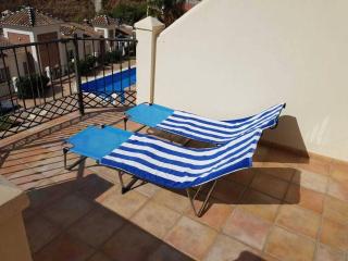 Stunning 2-Bed House in Nerja w. pool, a/c, garage - Nerja - 6