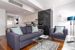 A Stunning Three Bedroom Home in Mayfair - Londra - 5