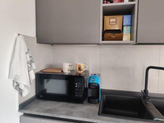 Bilocale in residence vista lago con piscina - 1