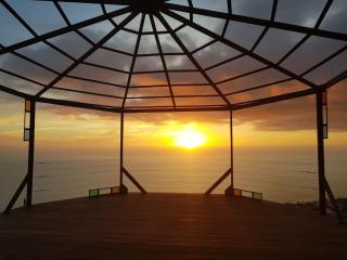 El Quinto Pino 3 habitaciones privadas con cocina y baño compartidos - 0