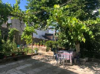 MiziriGuestHouse - Gjirokastër - 8